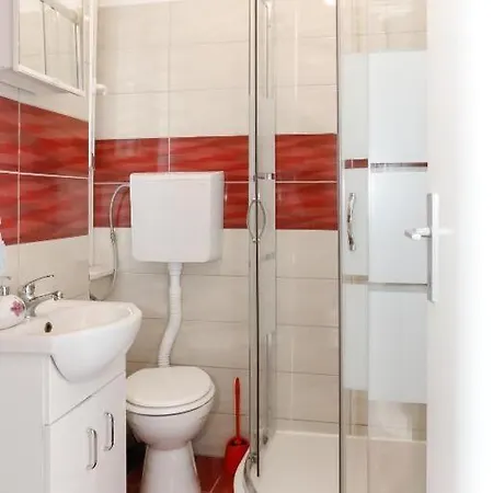 Duje アパート スプリト