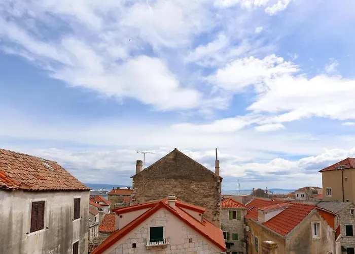 Duje Apartament