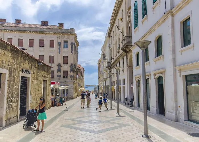 Duje شقة سبليت