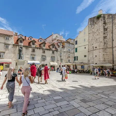 Duje * Split